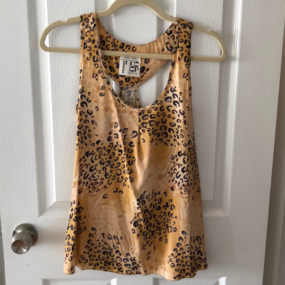 Alisha Levine top